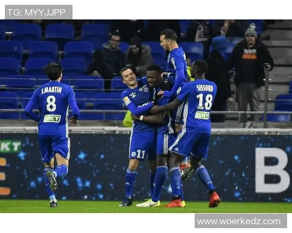 史特拉斯堡主场迎战甘冈双方争夺法甲宝贵积分之战